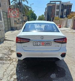 MG 5 Plus